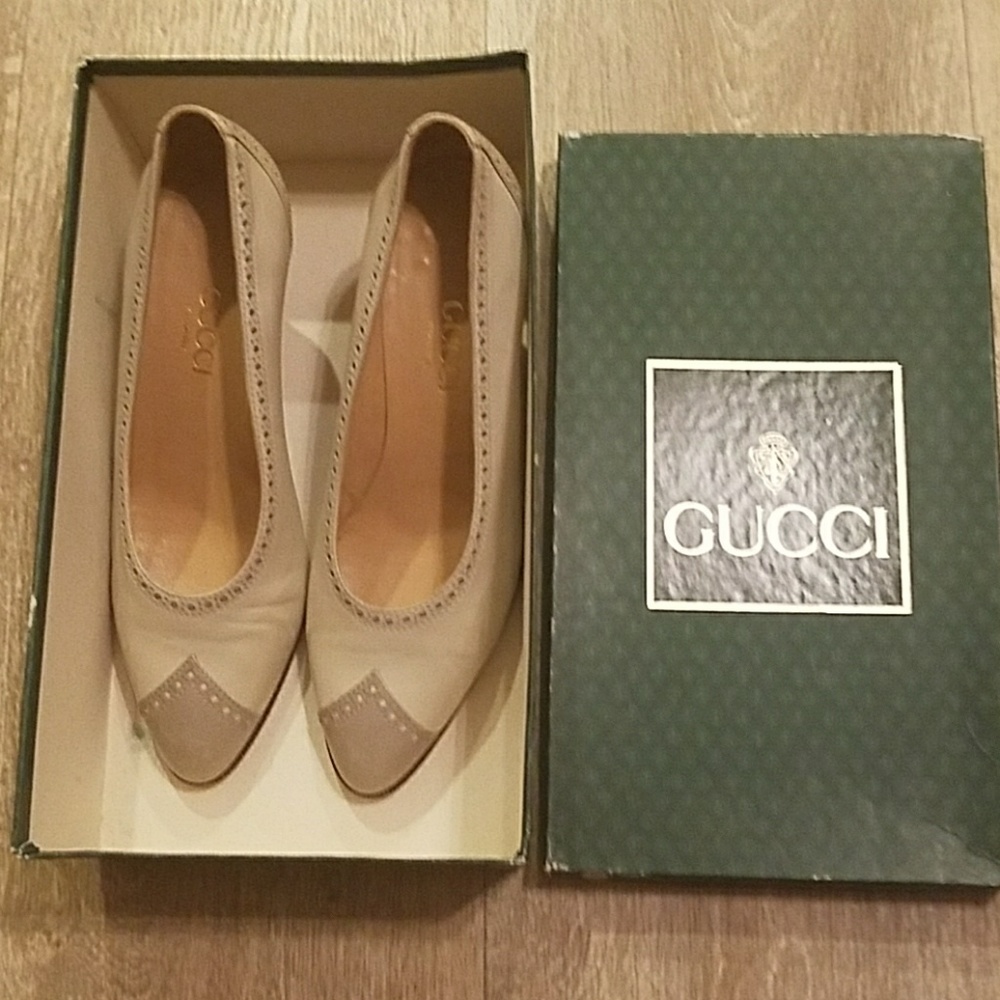 Gucci Two-Tone Beige and Taupe Pointed-Toe Leather Heels